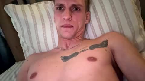 Snapshot of swanseagentleman chatting on 09.15.25 swanseagentleman online show from 09.15.25