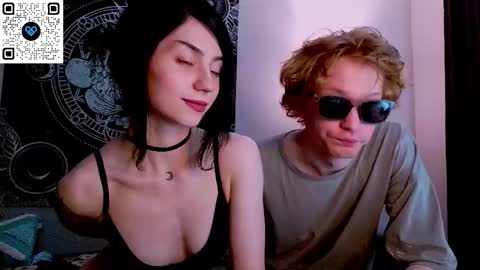 Snapshot of sweathome chatting on 11.18.25 sweaties3 online show from 11.18.25