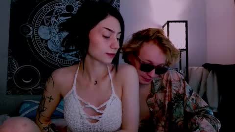 Snapshot of sweathome chatting on 12.03.25 sweaties3 online show from 12.03.25