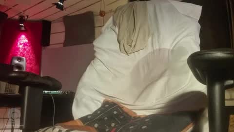 Snapshot of swedfred1 chatting on 07.05.26 Brad online show from 07.05.26