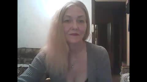 sweet4blonde609 online show from 12.23.24