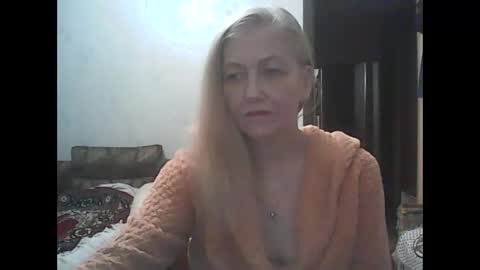 sweet4blonde609 online show from 12.27.24