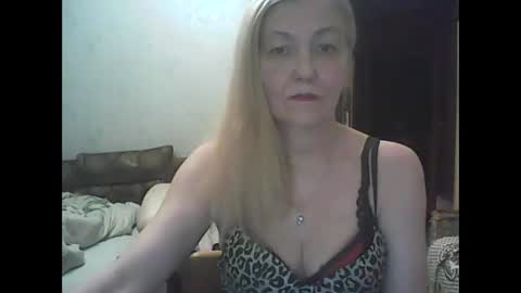 sweet4blonde609 online show from 01.22.25