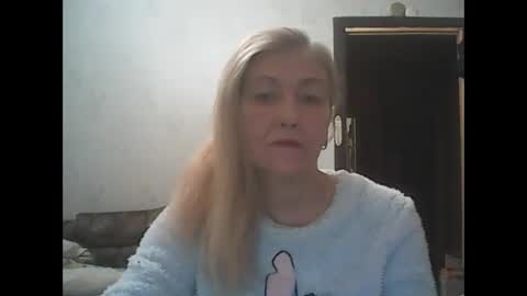 sweet4blonde609 online show from 02.17.25