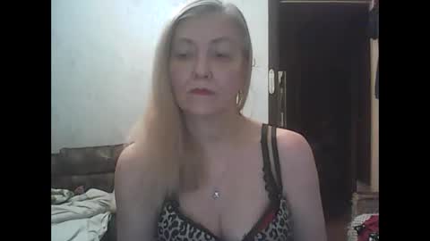 Snapshot of sweet4blonde67 chatting on 01.22.25 sweet4blonde67 online show from 01.22.25