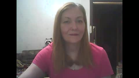 Snapshot of sweet4blonde67 chatting on 11.19.25 sweet4blonde67 online show from 11.19.25