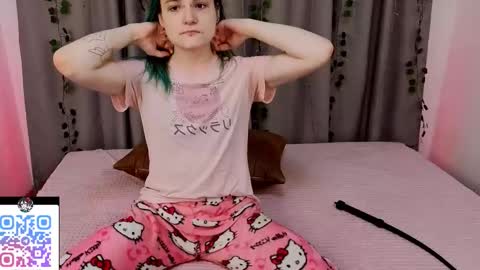 Snapshot of sweet4t chatting on 09.23.25 Haeyang Torry online show from 09.23.25