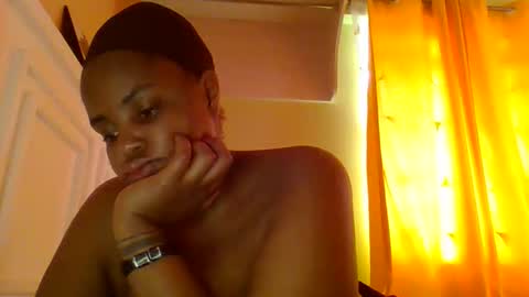 Snapshot of sweet52537 chatting on 09.19.25 sweet52537 online show from 09.19.25