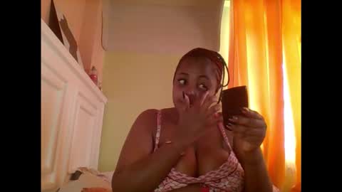 Snapshot of sweet52537 chatting on 10.09.25 sweet52537 online show from 10.09.25