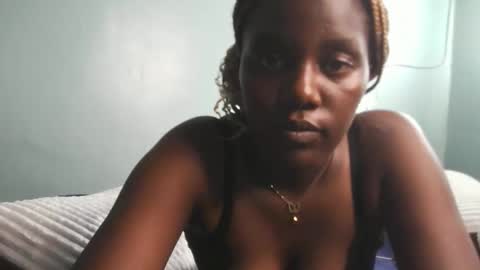 sweet69berry online show from 11.29.25