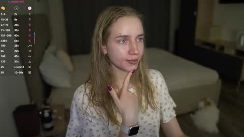 Snapshot of sweet__michelle chatting on 11.30.25 Michelle online show from 11.30.25