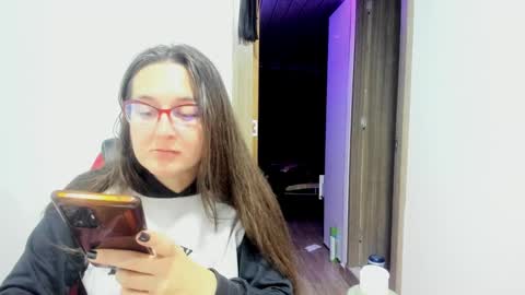 Snapshot of sweet__suck69bitch chatting on 12.16.24 sweet__suck69bitch online show from 12.16.24