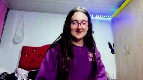 Snapshot of sweet__suck69bitch chatting on 01.20.25 sweet__suck69bitch online show from 01.20.25