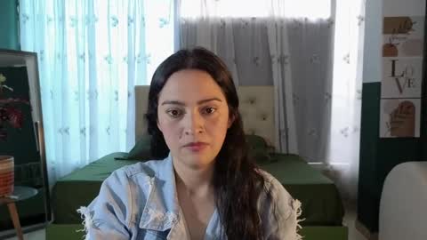 sweet_ahinara online show from 02.20.25