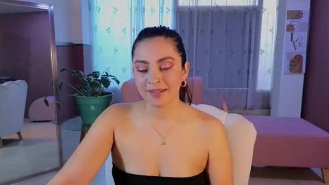 sweet_ahinara online show from 11.23.25