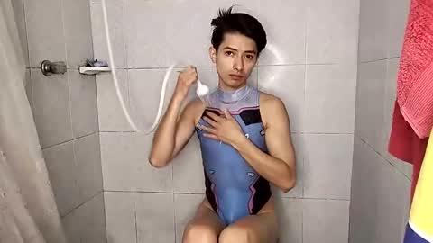 Snapshot of sweet_angels0 chatting on 02.05.25 Andy online show from 02.05.25