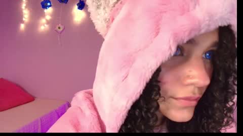 April sweet online show from 11.05.25