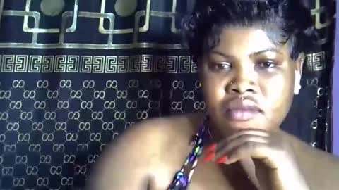 Snapshot of sweet_baby27 chatting on 10.20.25 sweet baby online show from 10.20.25