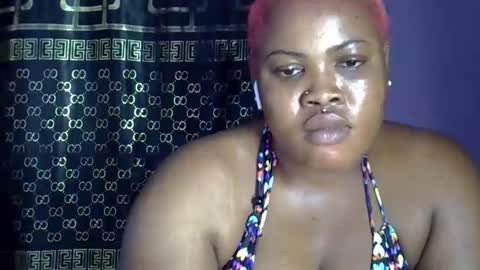 Snapshot of sweet_baby27 chatting on 10.28.25 sweet baby online show from 10.28.25