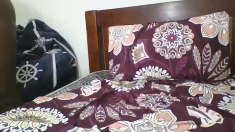 Snapshot of sweet_blackberry93 chatting on 03.06.25 bella online show from 03.06.25