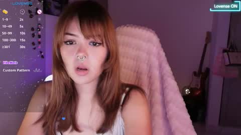 Snapshot of sweet_daliaa chatting on 10.25.25 Dalia online show from 10.25.25