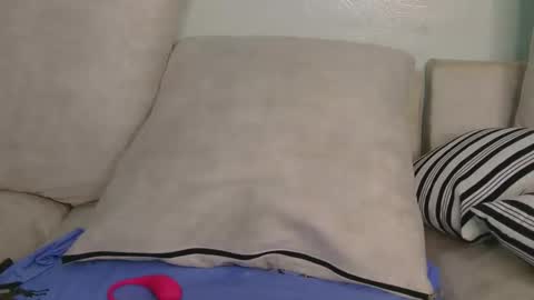 dellah online show from 12.17.25