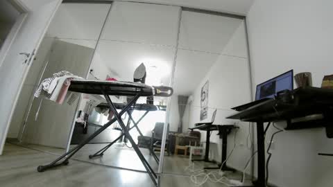           online show from 05.04.26