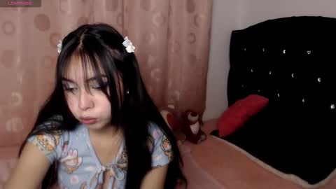 Snapshot of sweet_hannaah chatting on 10.02.25 Hannah online show from 10.02.25