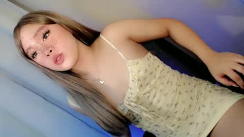 Snapshot of sweet_honeylove chatting on 06.29.26 Anisha online show from 06.29.26