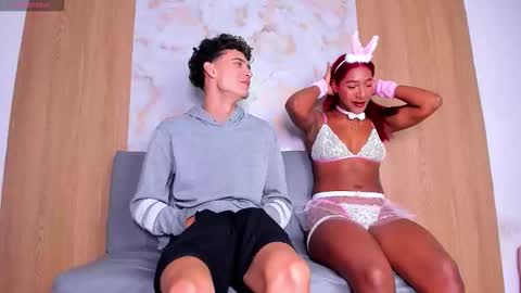 Snapshot of sweet_juices7 chatting on 11.28.25 sweet_juices7 online show from 11.28.25