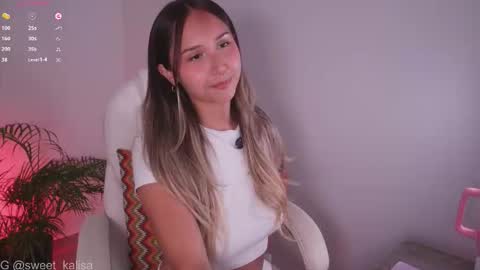 Snapshot of sweet_kalisa chatting on 01.18.26 Call me Kali online show from 01.18.26