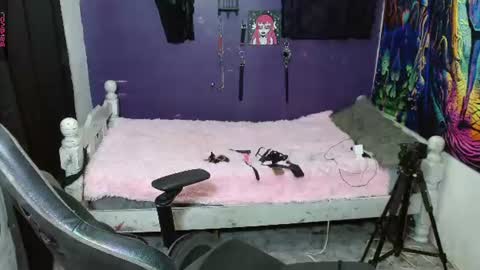 Snapshot of sweet_kitty66 chatting on 07.04.26 elizabeth grey online show from 07.04.26
