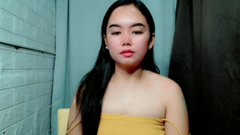 Snapshot of sweet_laika chatting on 06.27.26 LAIKA online show from 06.27.26