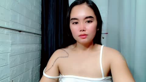 Snapshot of sweet_laika chatting on 07.26.26 LAIKA online show from 07.26.26
