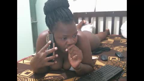 sweet_lilianah online show from 02.17.25