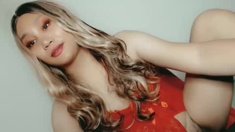 Snapshot of sweet_lover5 chatting on 04.11.26 SWEET LOVE online show from 04.11.26