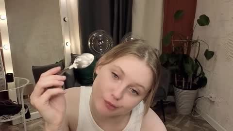 Mikki online show from 03.13.26