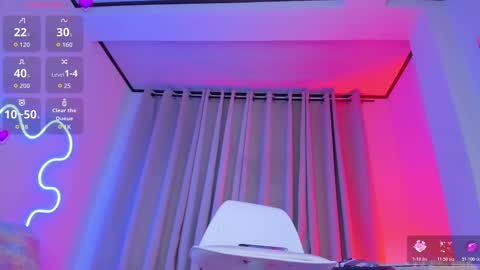 Miss Mackensy online show from 11.28.25