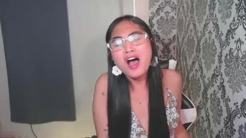 Snapshot of sweet_mariax chatting on 11.20.25 Maria Stella online show from 11.20.25