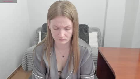 Mila online show from 04.21.26
