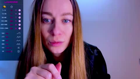 Snapshot of sweet_mia_91 chatting on 11.01.25 Mia online show from 11.01.25