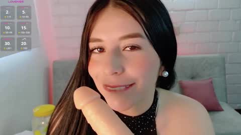 Snapshot of sweet_miaa24 chatting on 09.14.25 Sweet Mia online show from 09.14.25