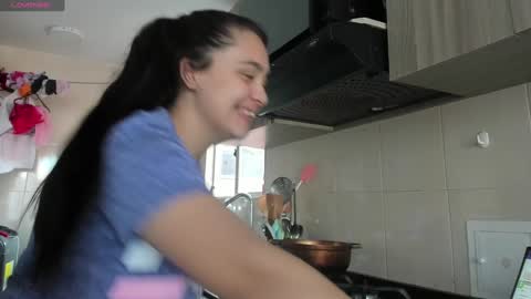 Mia Johns online show from 01.22.25