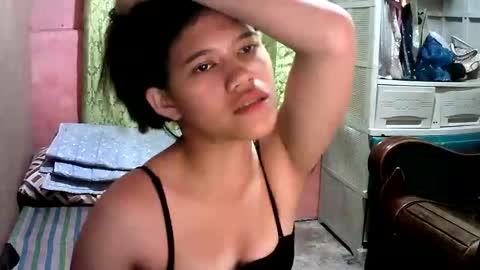 sweet_milkshake2004 online show from 10.04.25