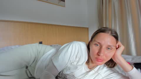 Snapshot of sweet_miss381 chatting on 03.14.26 Sofi online show from 03.14.26