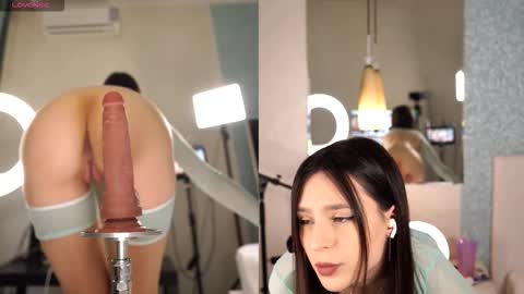 Snapshot of sweet_mistie chatting on 12.04.25 Misty online show from 12.04.25