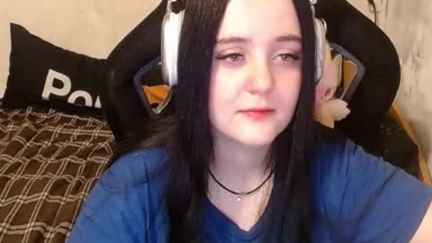 Snapshot of sweet_my_dream chatting on 11.05.25 sweet_my_dream online show from 11.05.25