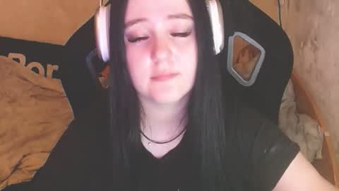 Snapshot of sweet_my_dream chatting on 02.04.26 sweet_my_dream online show from 02.04.26