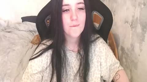 Snapshot of sweet_my_dream chatting on 03.25.26 sweet_my_dream online show from 03.25.26