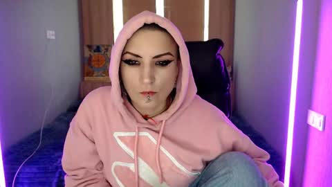 sweet_n_strong online show from 04.23.26